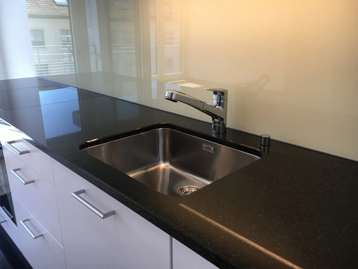 Bel appartement lumineux de 3,5 pièces au 5ème étage - Photo 3 sur 10