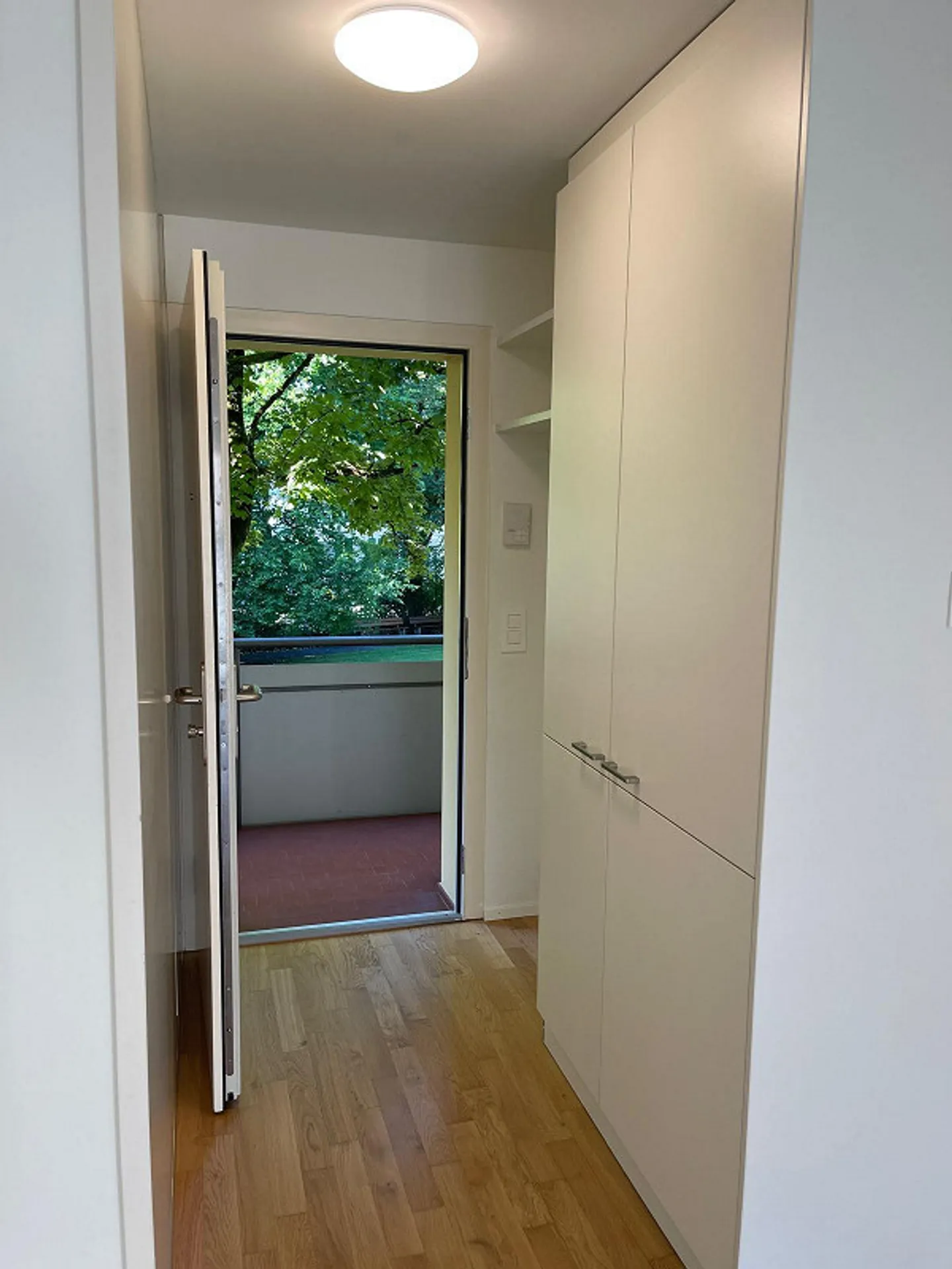 Appartement moderne et calme de 2,5 pièces avec balcon dans le quartier de St. Otmar - Photo 8 sur 10