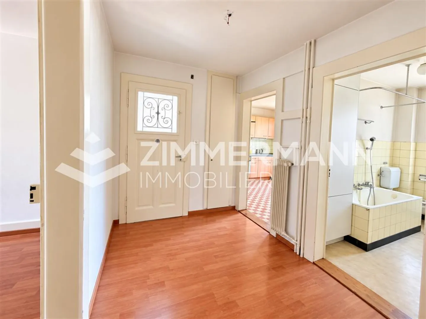 Charming Apartment in Bussigny - Photo 2 of 9