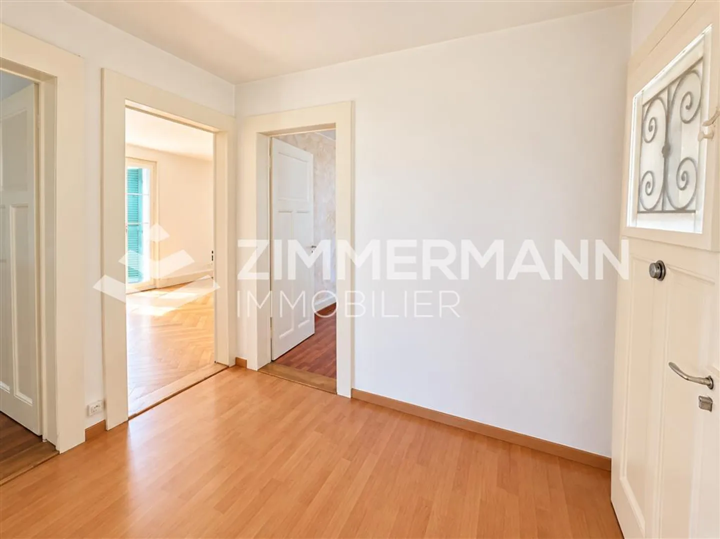 Charming Apartment in Bussigny - Photo 7 of 9