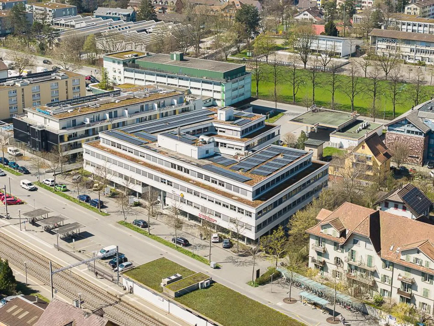 Salle de stockage avec accès direct - Photo 1 sur 2