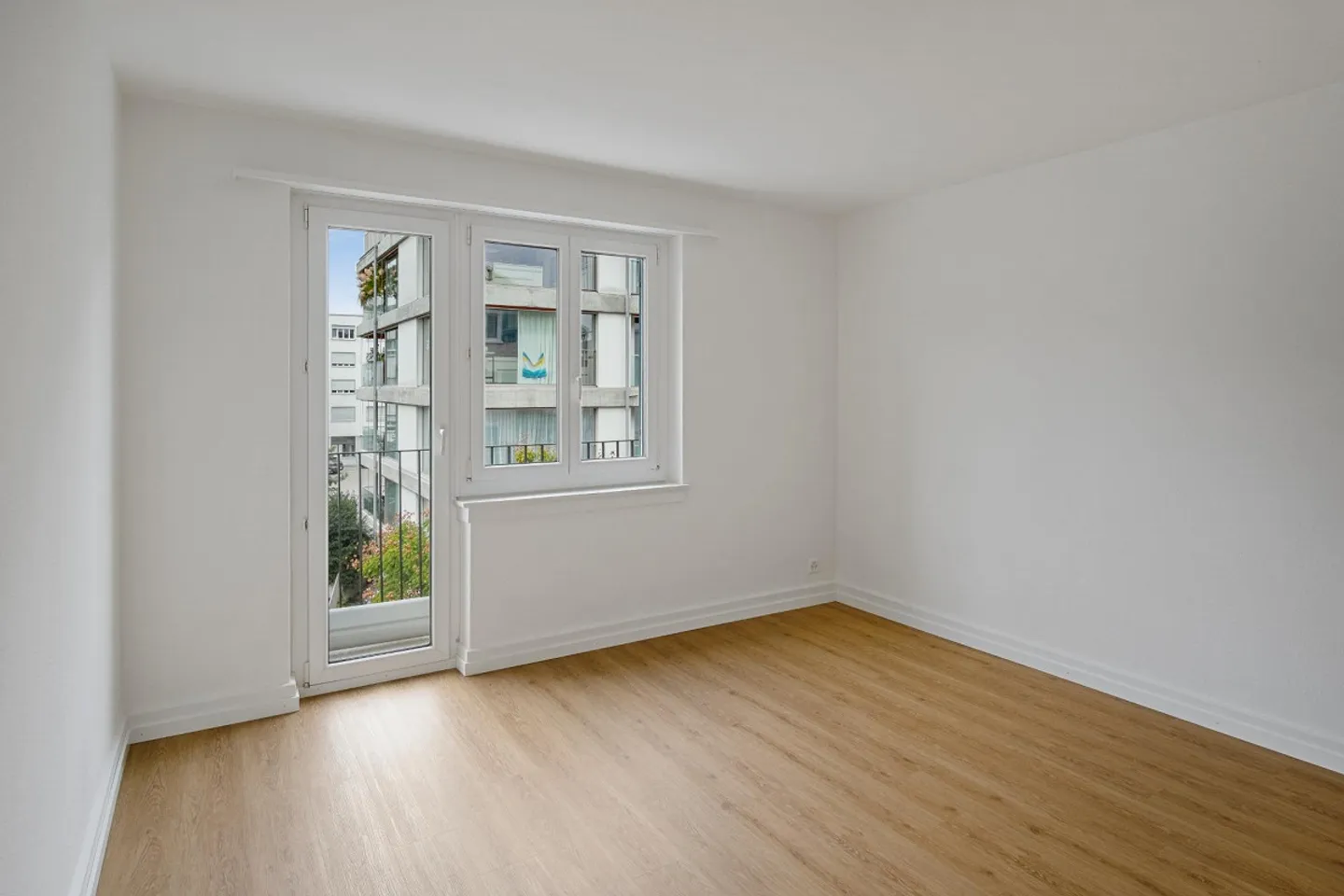 Charmante 3-Zimmer Wohnung in Zürich - Foto 3 von 6