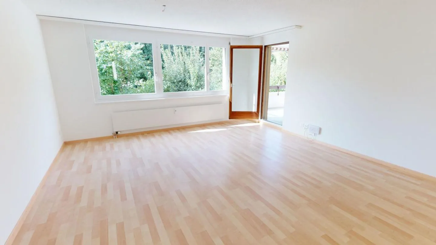 Ampio appartamento di 4,5 locali in posizione tranquilla - Foto 5 di 11