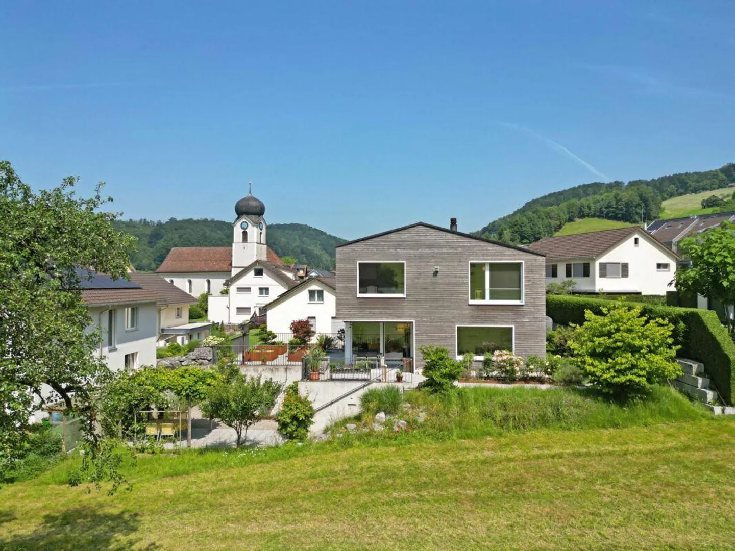 Architektur trifft Lebensqualität - Einzigartiges Wohnerlebnis mit ... - Foto 1 von 10