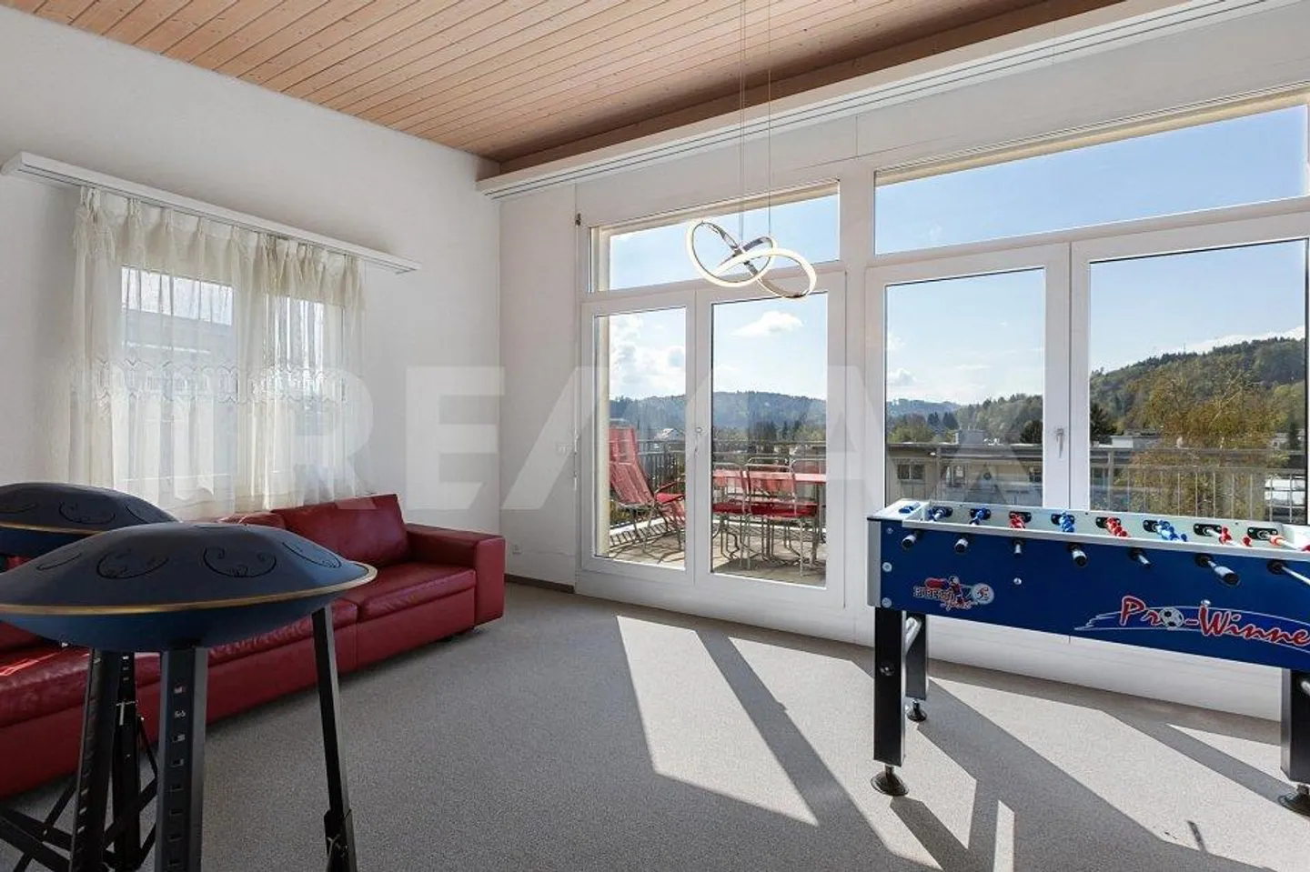 Maison d'angle familiale de 6,5 pièces à Winterthur-Dättnau - Photo 9 sur 13