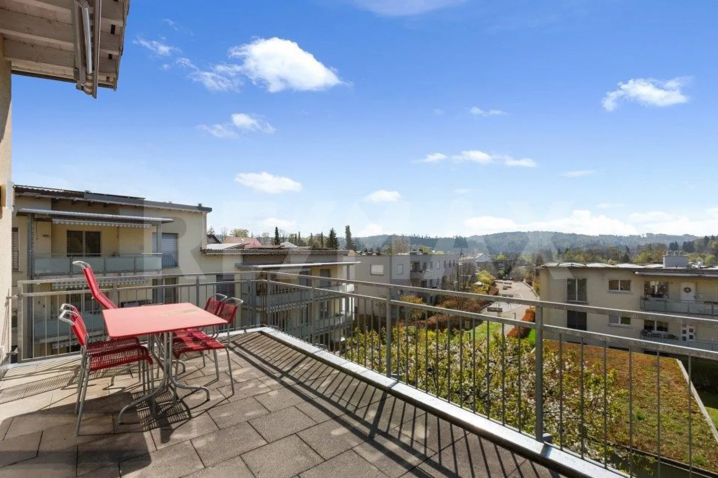 Maison d'angle familiale de 6,5 pièces à Winterthur-Dättnau - Photo 10 sur 13