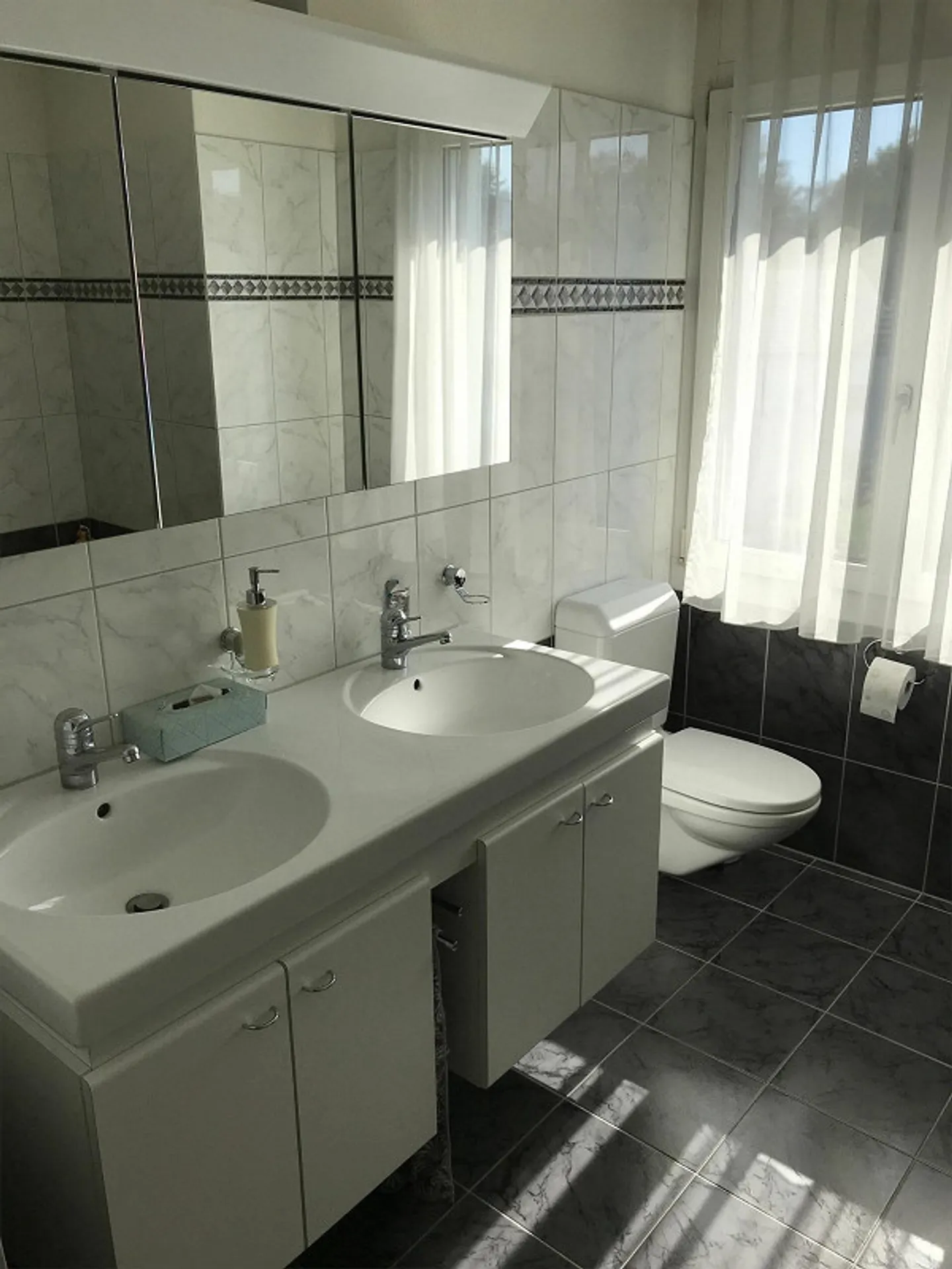 Appartement familial spacieux - Photo 4 sur 12