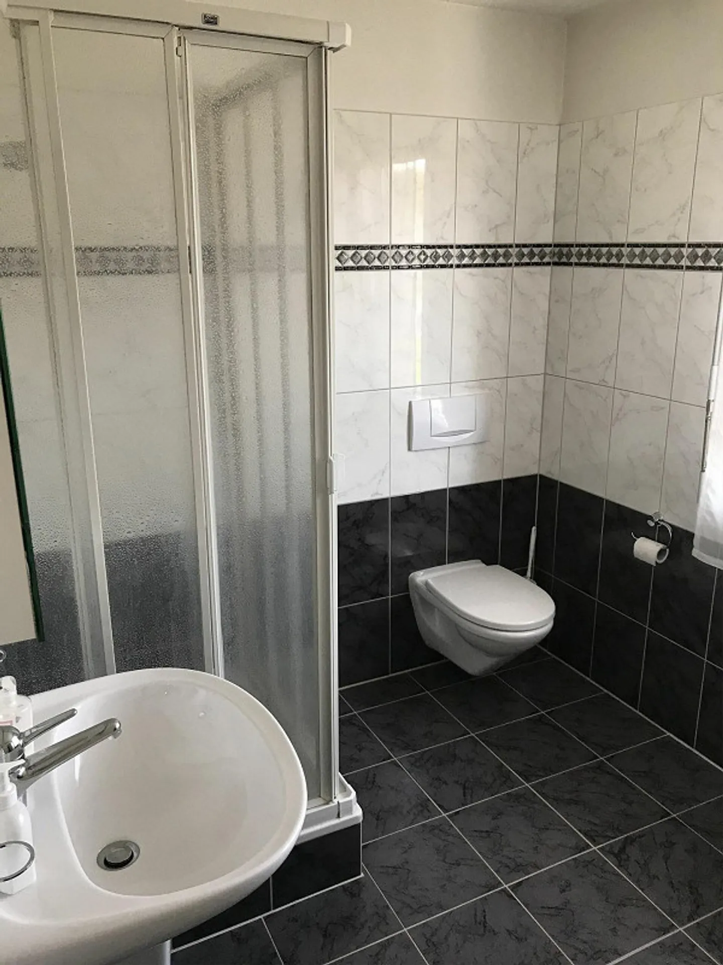 Appartement familial spacieux - Photo 6 sur 12