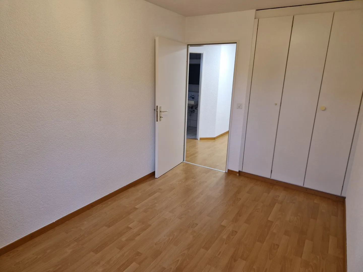 Charming 4.5-room apartment with balcony in Kappel SO - Photo 5 of 11