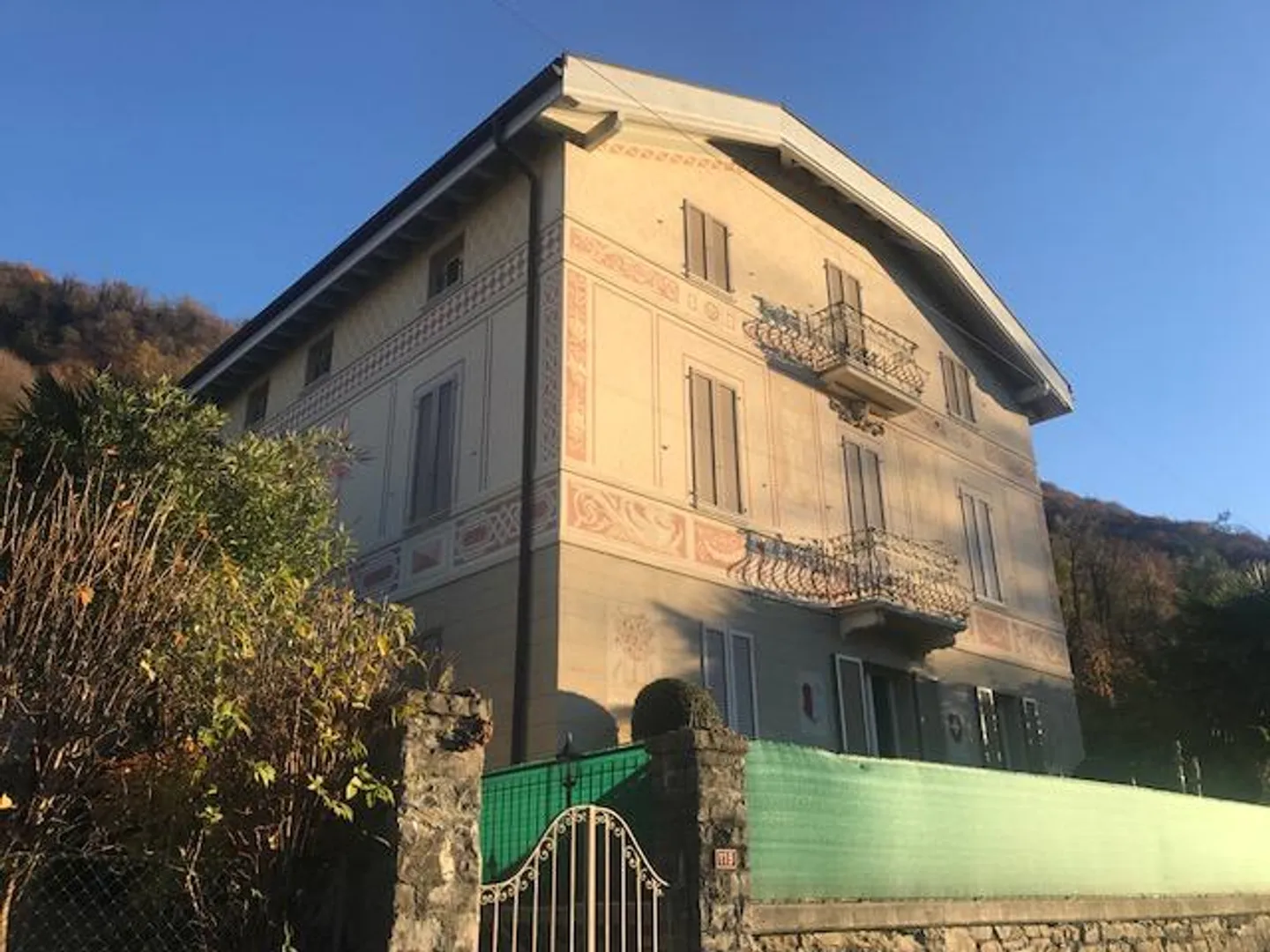 Dachwohnung mit atemberaubendem Seeblick in einem Haus mit nur 3 Wohnungen - Foto 16 von 16