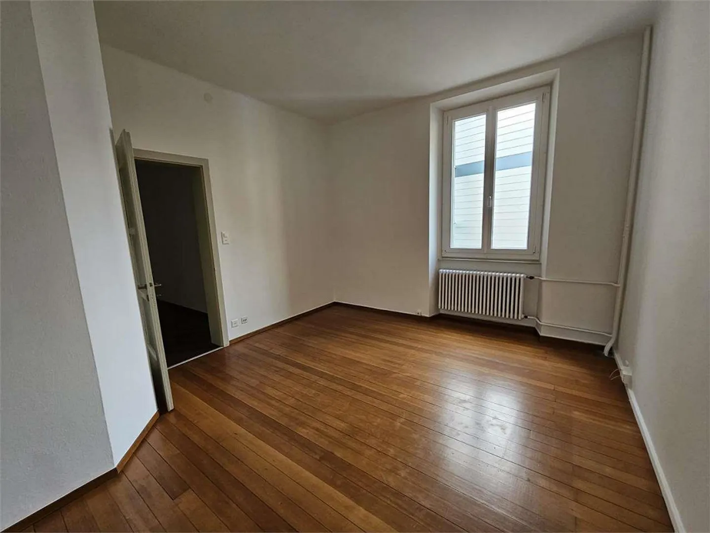 Lugano Vermietung große 2.5 Zimmer - Foto 3 von 9