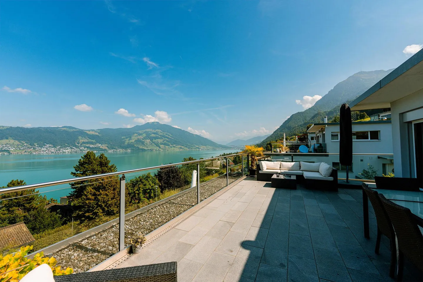 Living with a View - Terrace Apartment by Lake Zug - Photo 1 of 6
