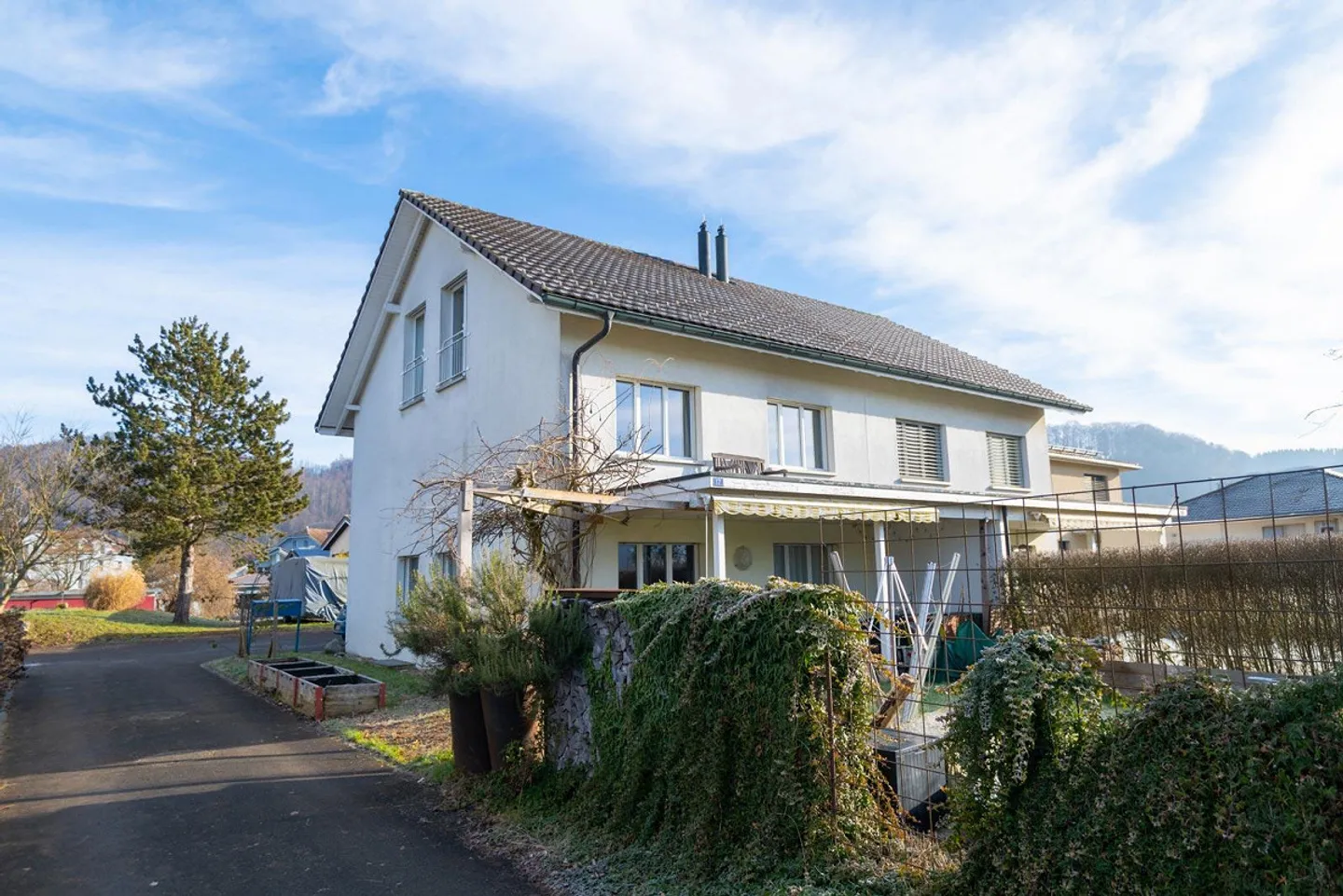 5.5-Room Single-Family House - Photo 1 of 15