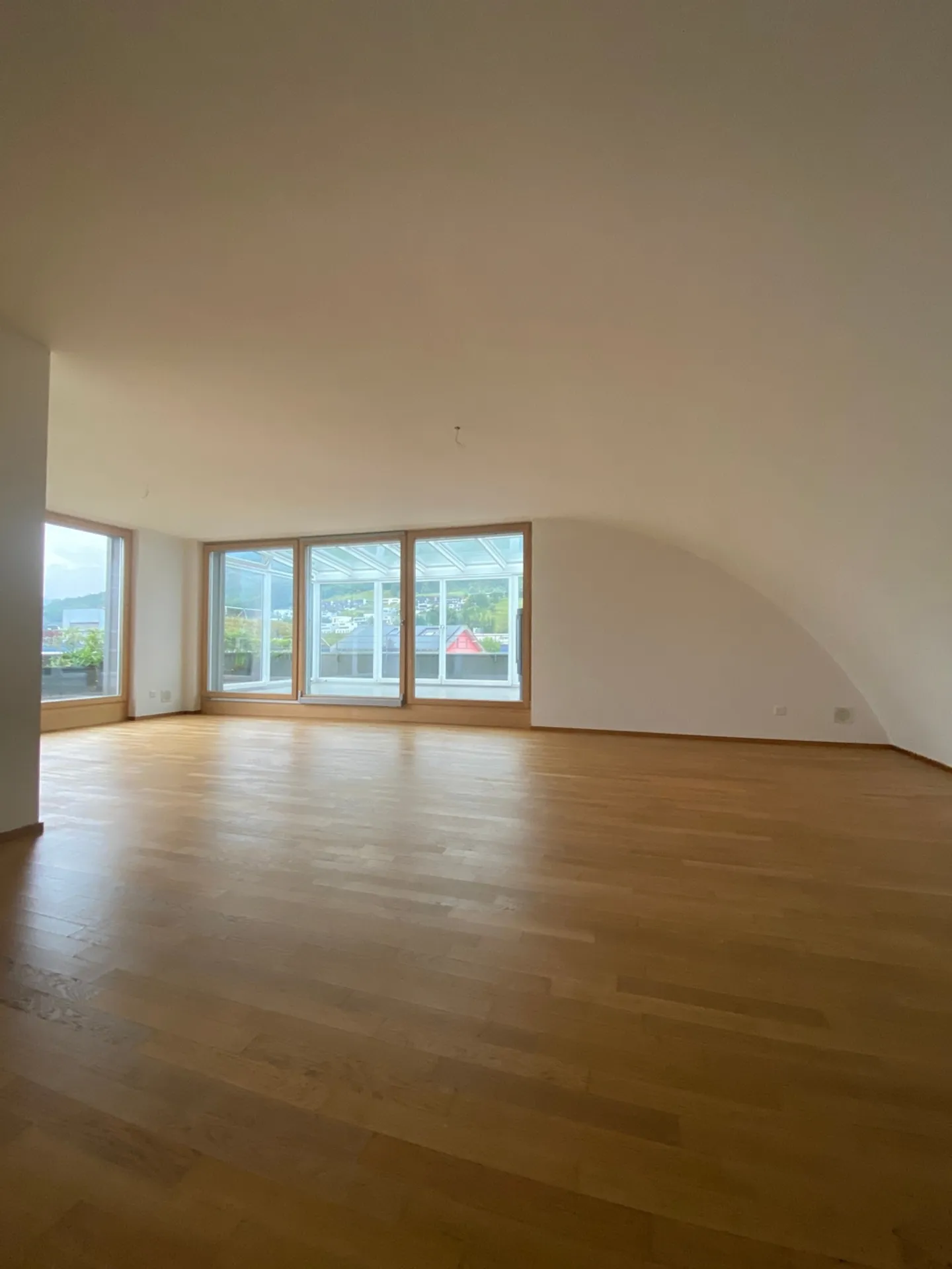 Exclusive 5.5-room penthouse apartment with winter garden, terrace and Minergie standard in Buchs SG - Photo 5 of 13