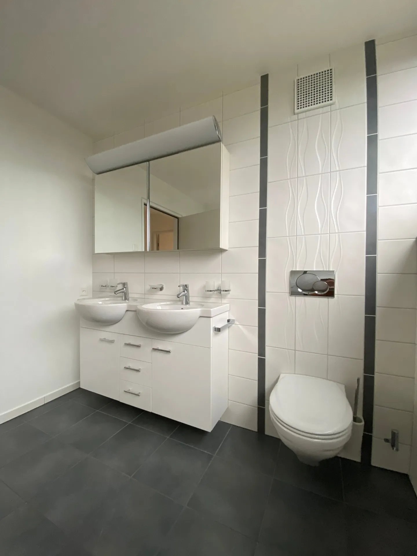 Exclusive 5.5-room penthouse apartment with winter garden, terrace and Minergie standard in Buchs SG - Photo 12 of 13