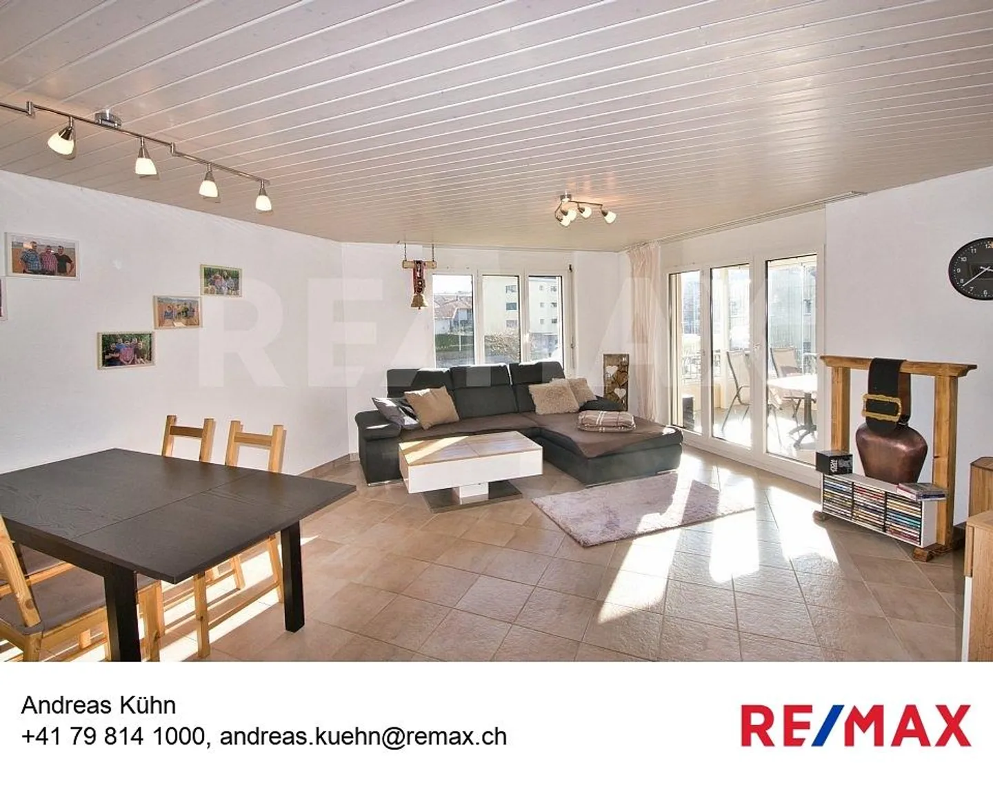 Appartement confortable de 3 pièces avec balcon vitré et box de garage - Photo 1 sur 12