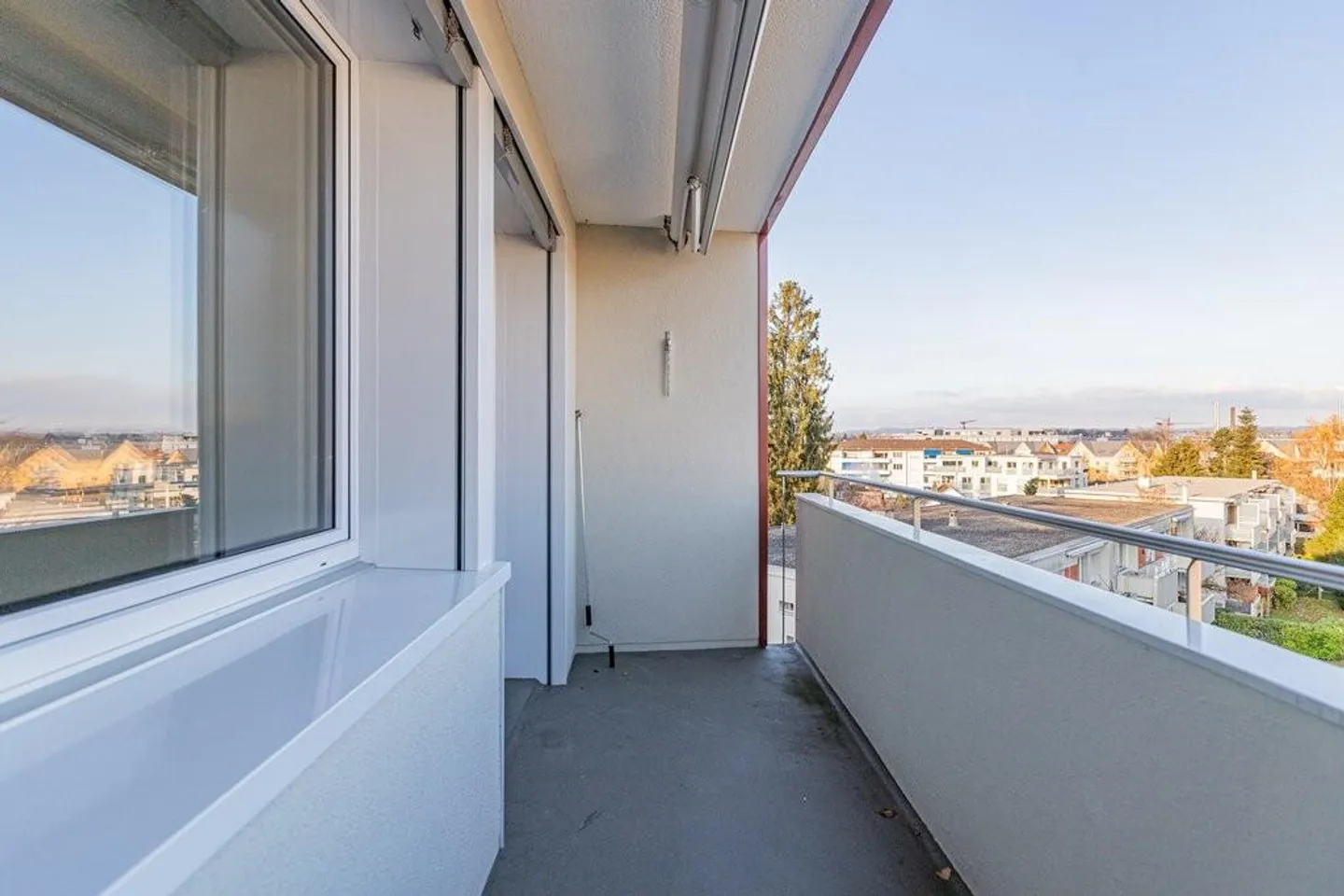 2.0-room apartment in a quiet sunny location in the green for rent - Photo 7 of 7