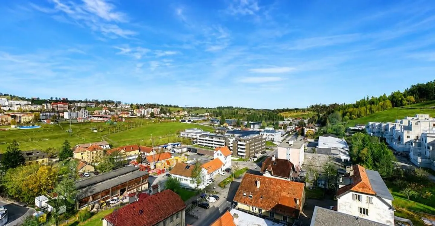 Sonne, Panorama und Höhe: die Traumwohnung - Foto 1 von 9