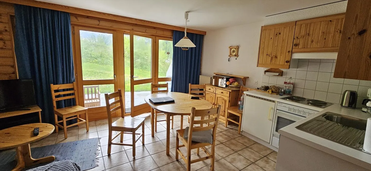 Furnished 3-room apartment - Photo 3 of 10