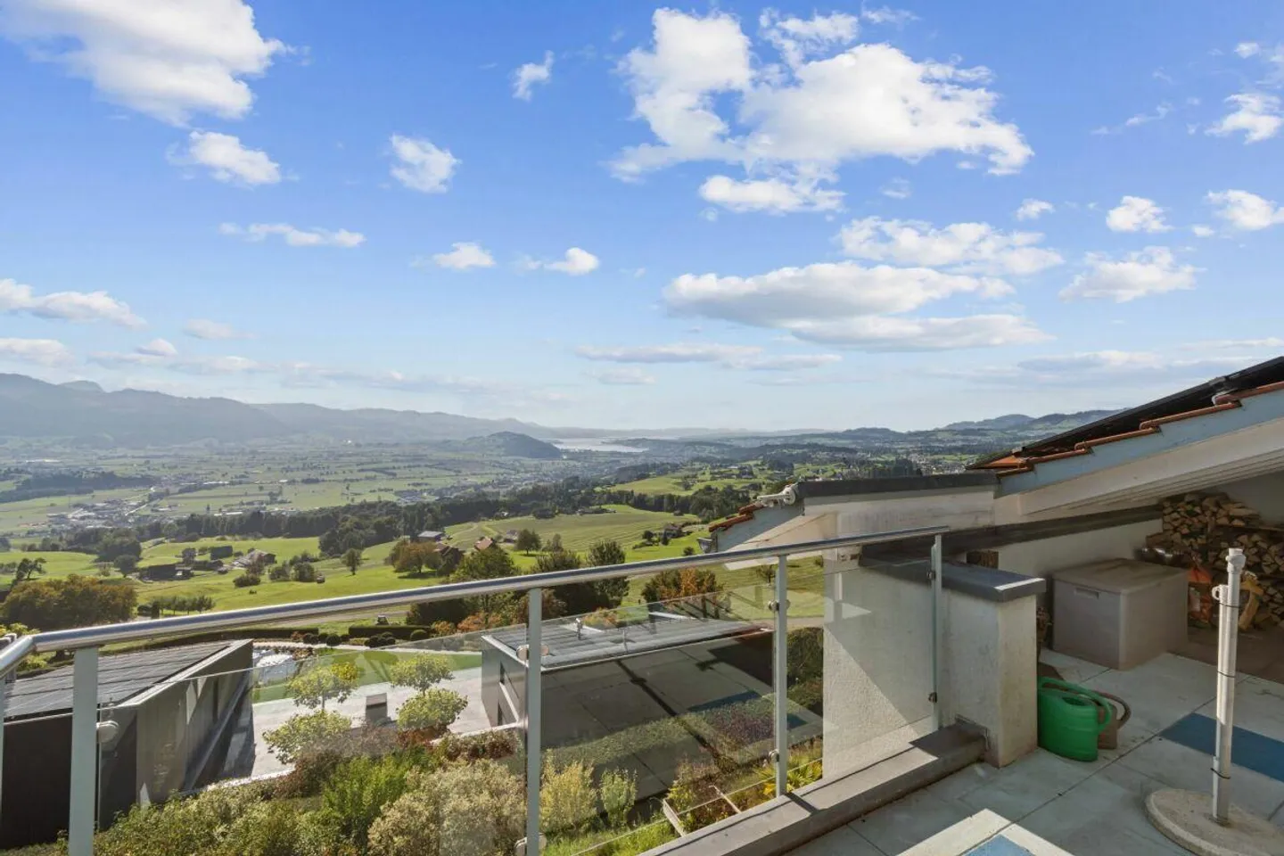 HORIZONIA | Spazio per Vivere - Casa Semi-Indipendente di 7.5 Stanze con Vista su T... - Foto 1 di 11