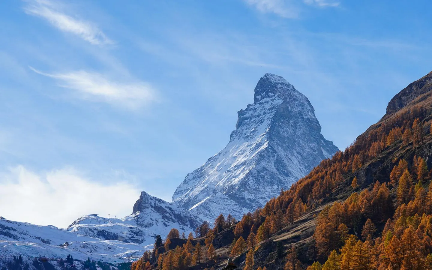 Grand appartement sous les toits dans le meilleur emplacement de Zermatt - Photo 2 sur 11