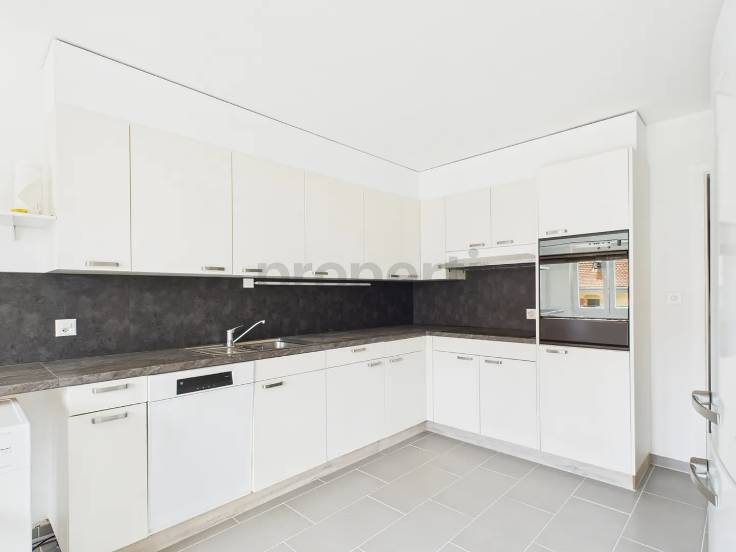 Appartement charmant de 5,5 pièces dans un quartier calme - Photo 4 sur 9
