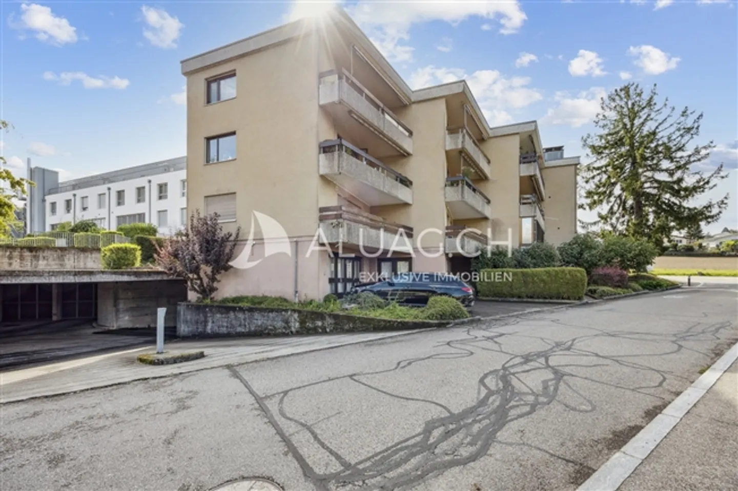 REGARDER VERS L'AVENIR ET INVESTIR - Photo 2 sur 12