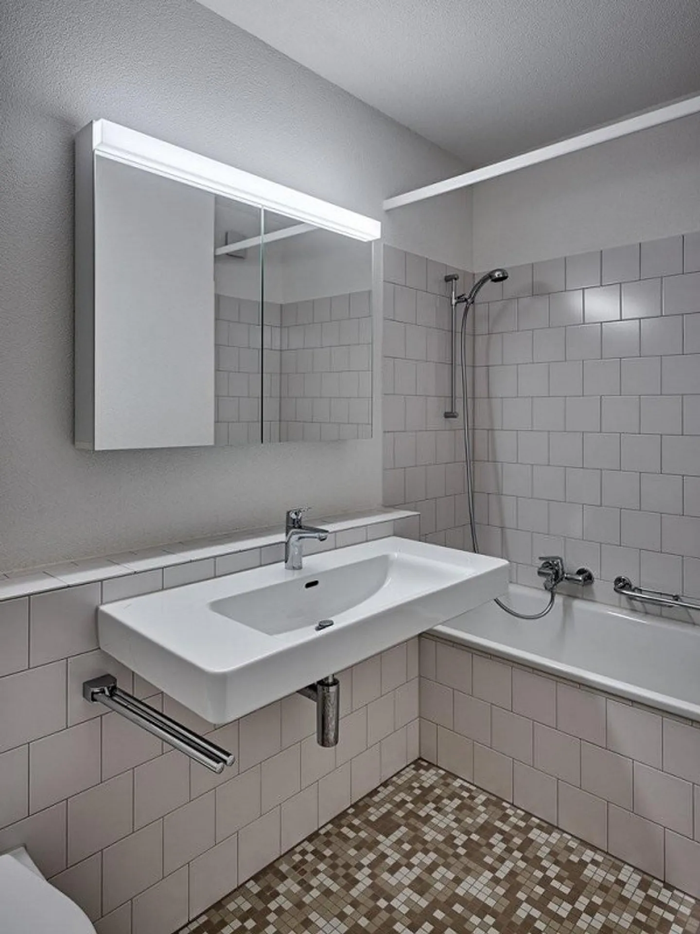 AFFITTARE SENZA DEPOSITO - Una casa moderna per tutta la famiglia - Foto 3 di 8