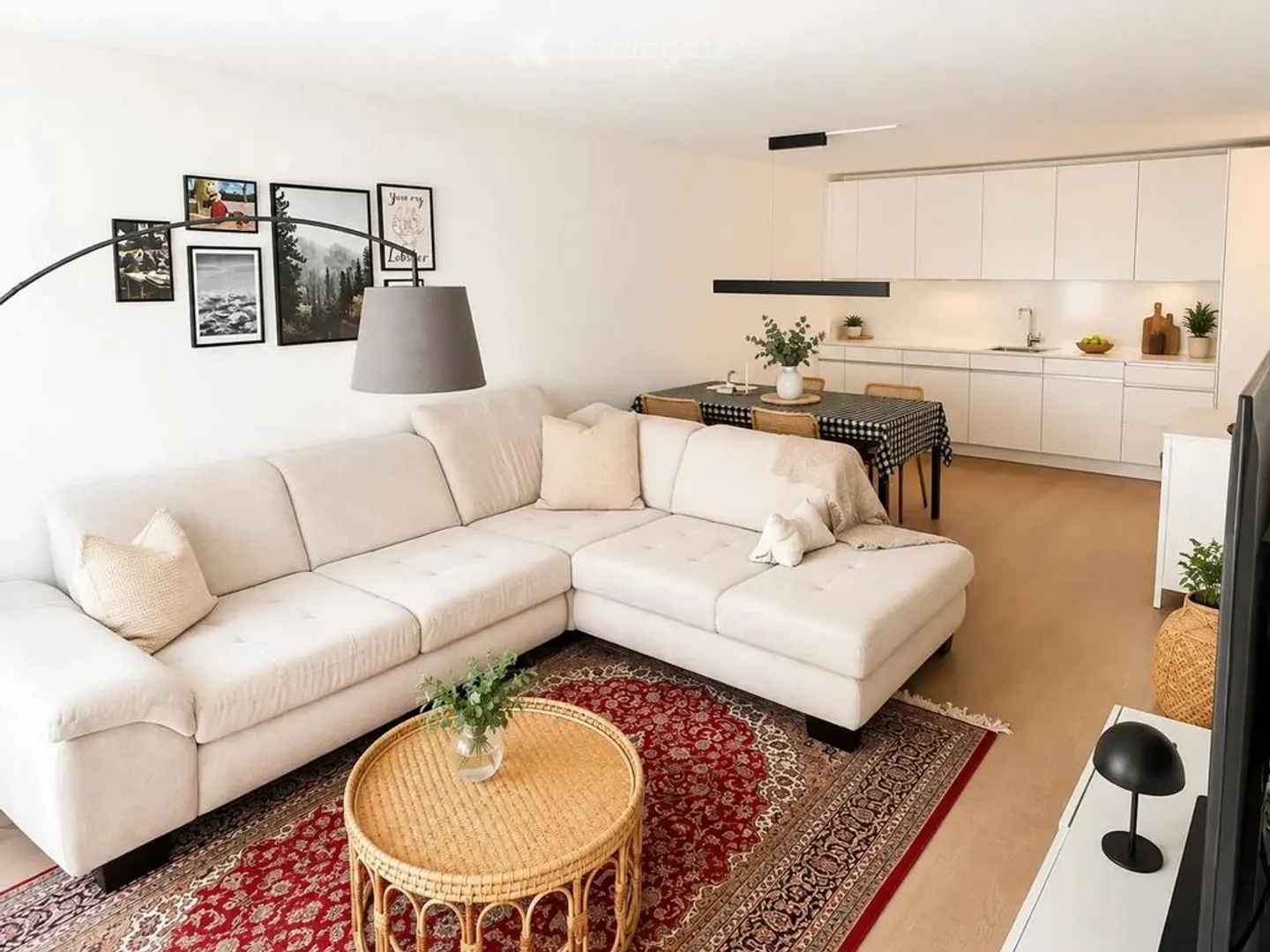 Vie moderne avec loggia spacieuse et cheminée à Zurich-Seebach - Photo 5 sur 6