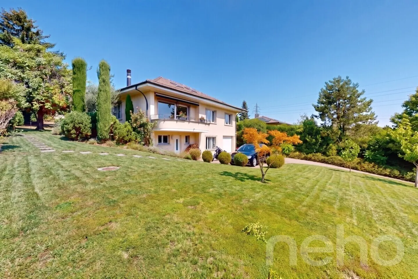 Stunning detached house with a view of Lake Geneva in Échandens - Photo 1 of 12