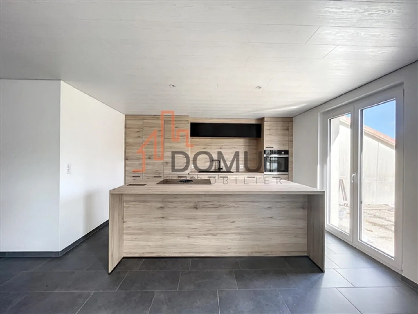 Recently renovated hotel/restaurant - Photo 14 of 20