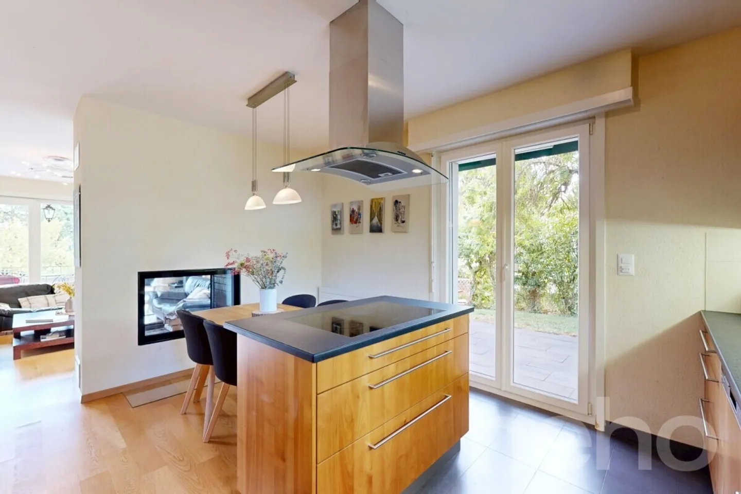 Stunning detached house with a view of Lake Geneva in Échandens - Photo 7 of 12