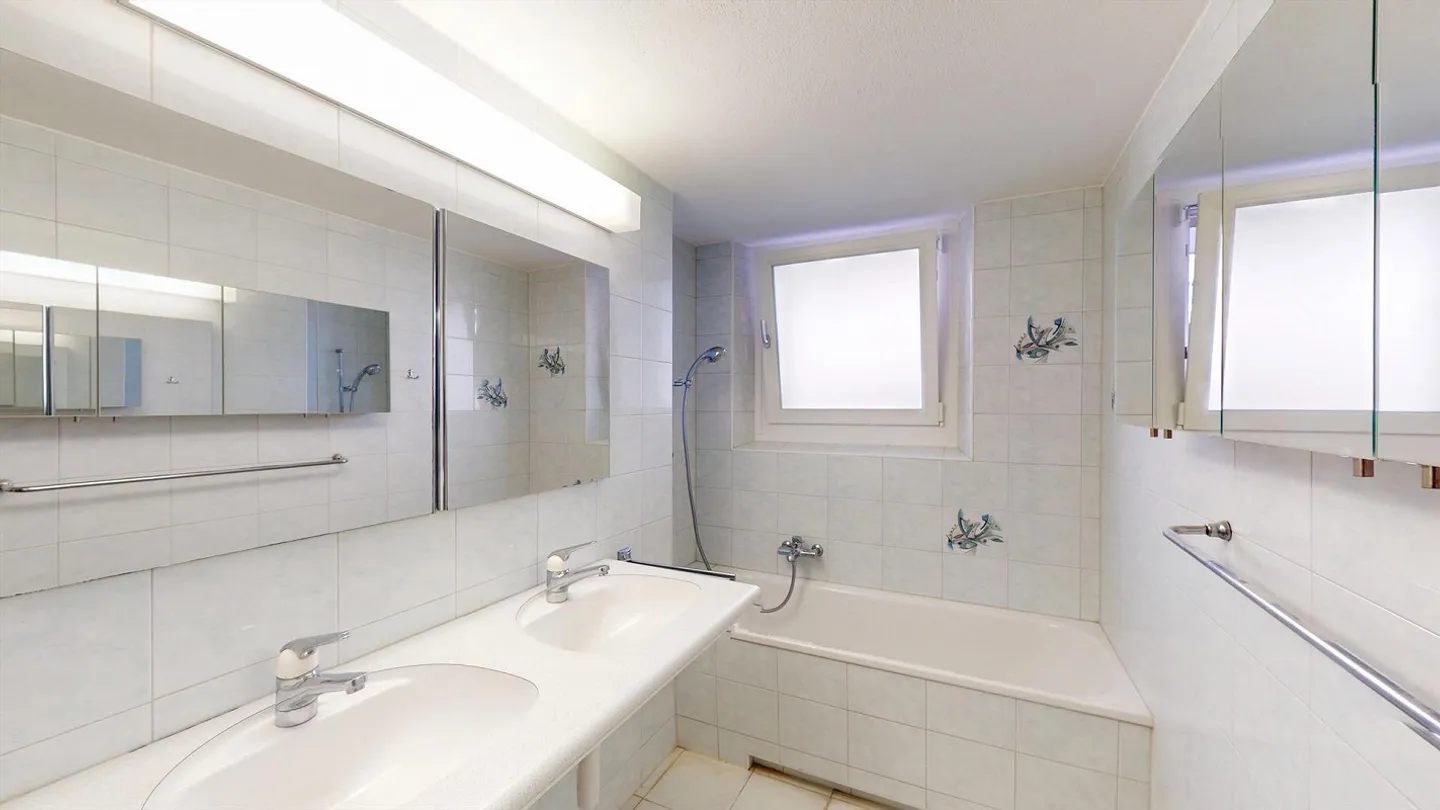 Exklusive 3-Zimmer-Riverside-Wohnung mit Balkon nahe Roche-Tower am Rhein - Foto 7 von 12