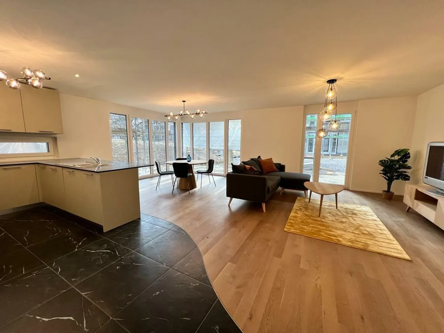 Magnificent 3.5 Room Apartment - Photo 7 of 7