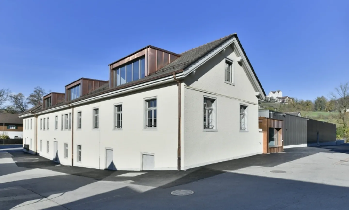 Charming Office Space in the Attic - Photo 7 of 12