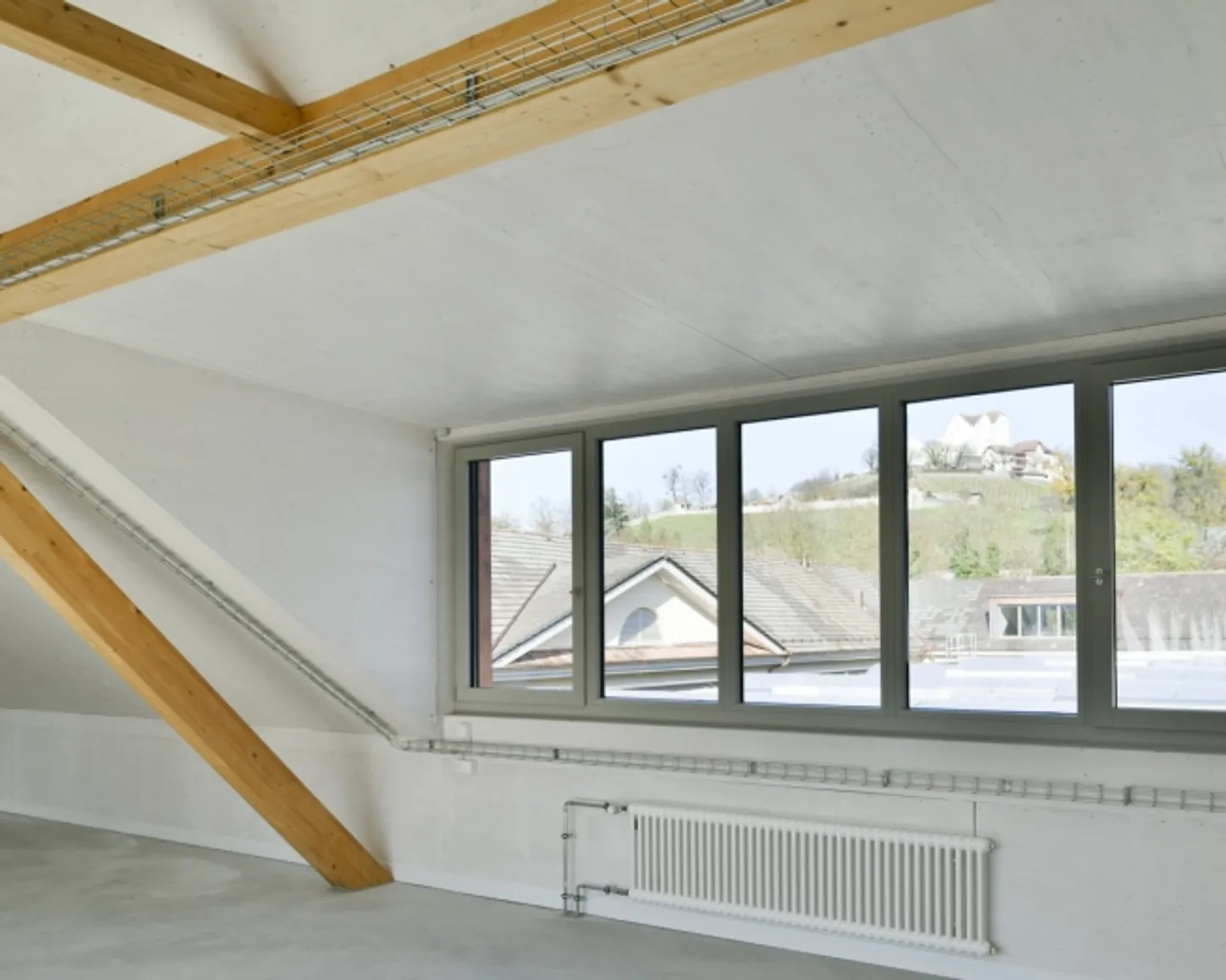 Charming Office Space in the Attic - Photo 5 of 12