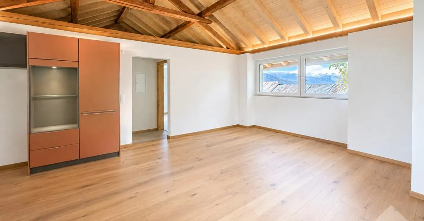 Building of 3 apartments – Great investment opportunity - Photo 2 of 12