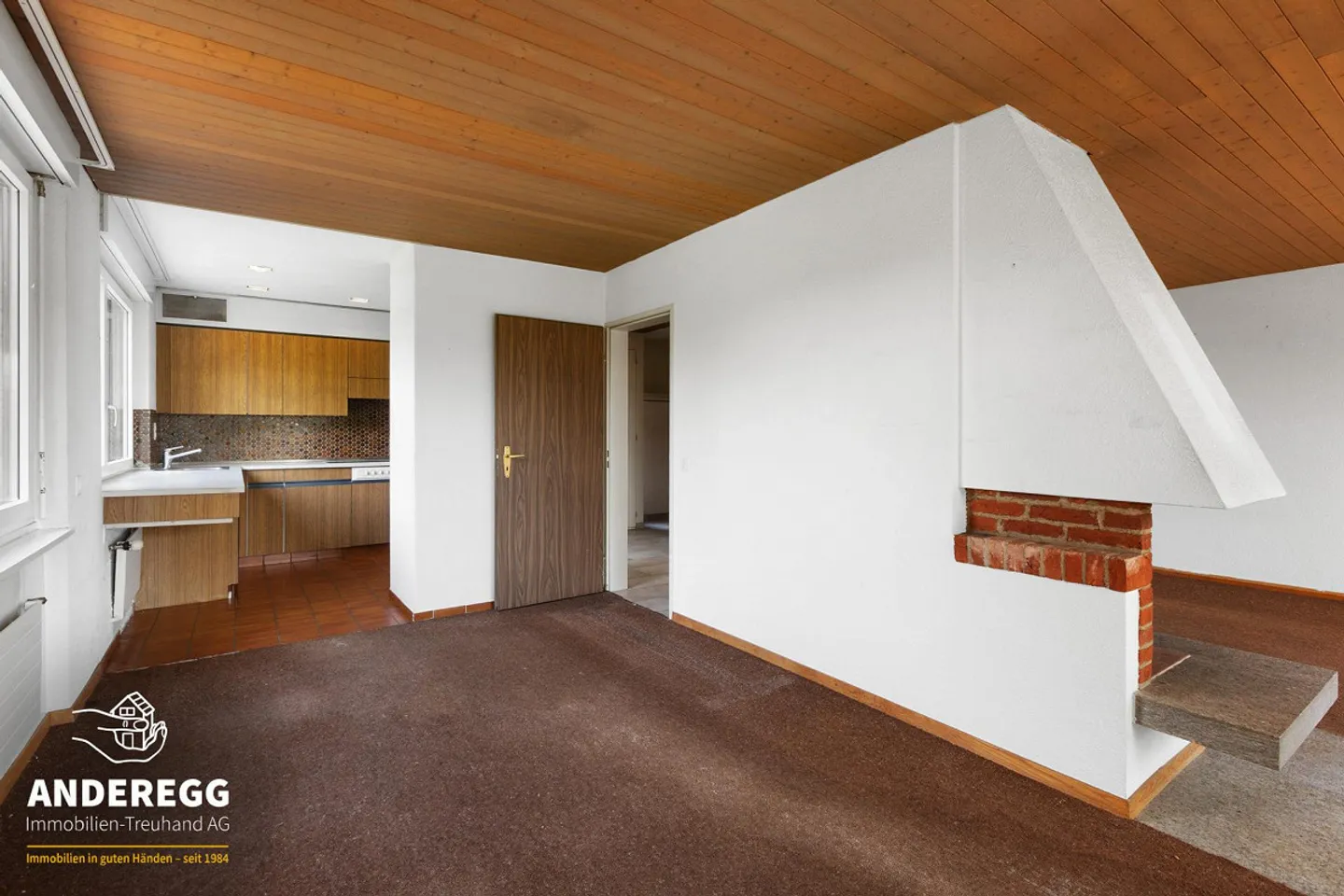 Casa bifamiliare di 7,5 stanze in una posizione adatta alle famiglie - Foto 4 di 13