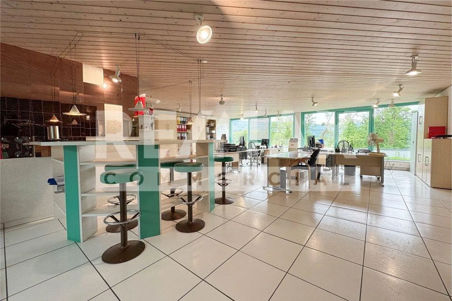 Büro- und Gewerberäume im Attikageschoss - Foto 1 von 11