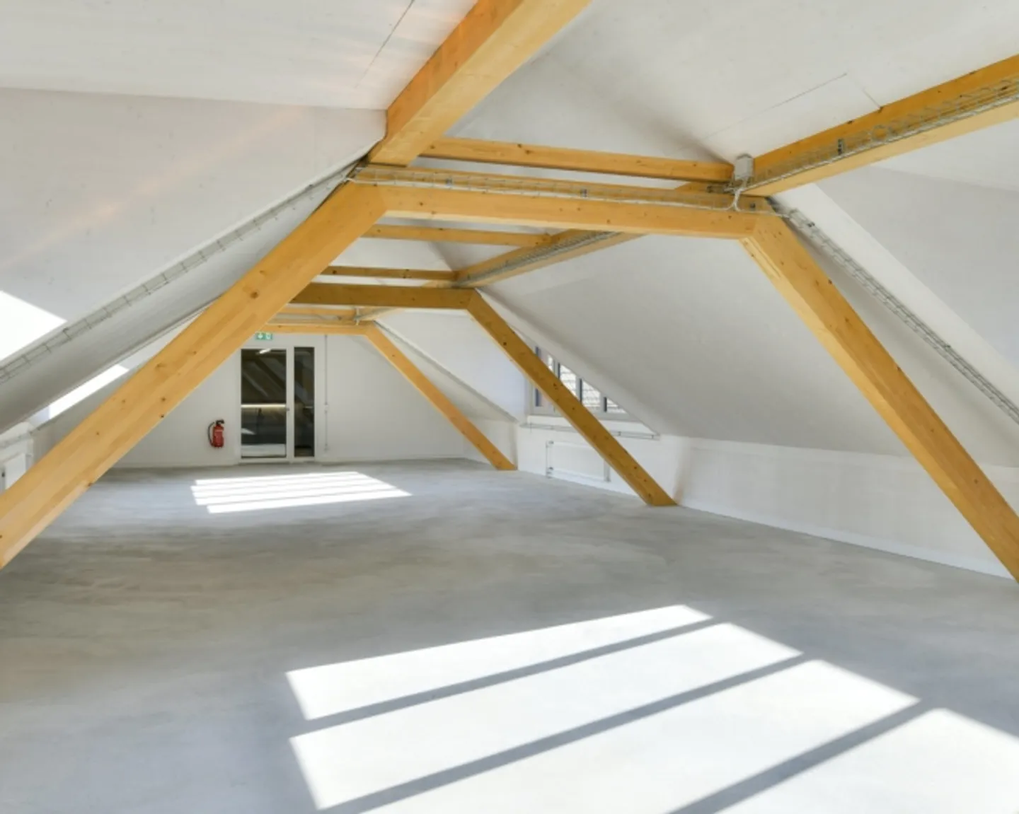 Charming Office Space in the Attic - Photo 9 of 12