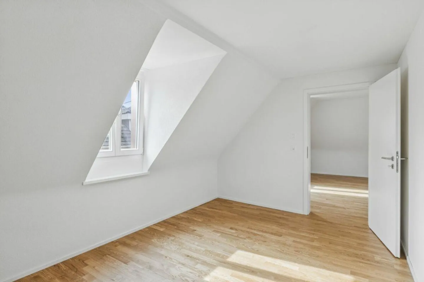 First occupancy! 2.5-room penthouse apartment with gallery and private roof terrace - Photo 11 of 18