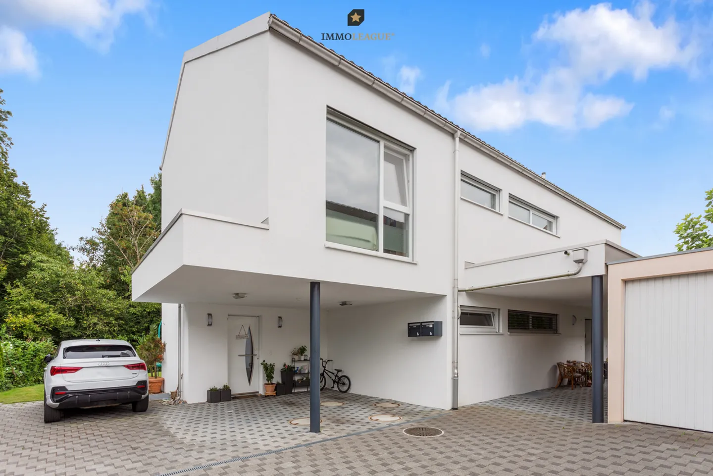 Superbe maison double familiale dans un emplacement calme - Photo 2 sur 8