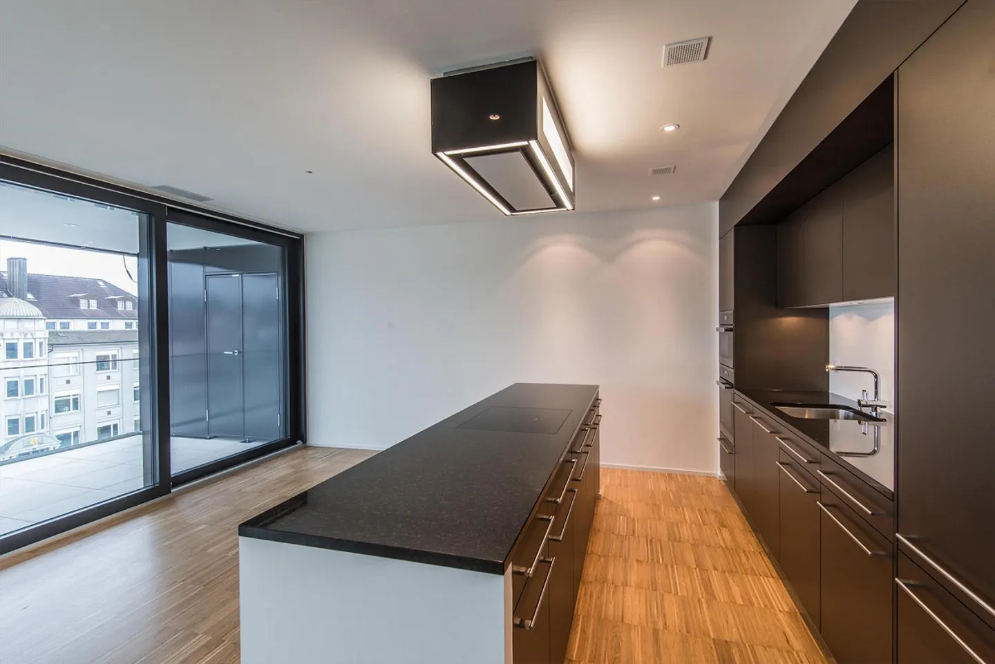 Appartement moderne de 4 pièces près de la gare SBB - Photo 2 sur 16