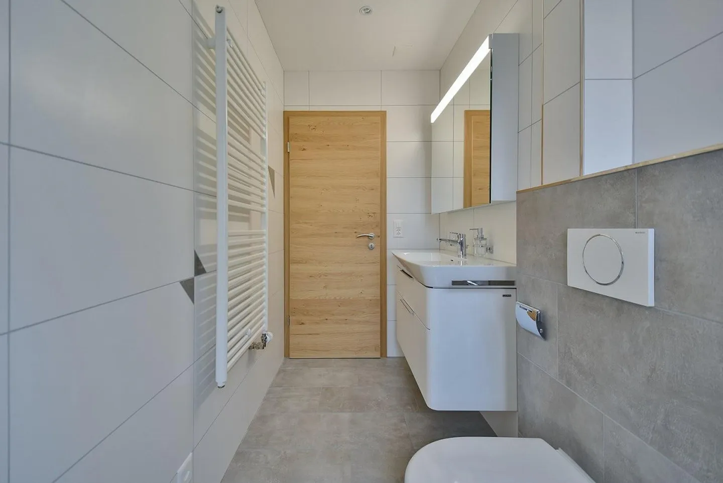 Charming & Modern 3-Room Apartment in New Shine - from February 2026 - Photo 9 of 11