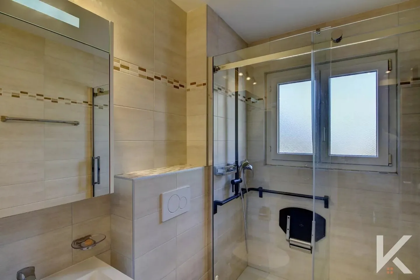 Appartamento di 4,5 locali nel cuore del villaggio di Vernayaz - Foto 9 di 10