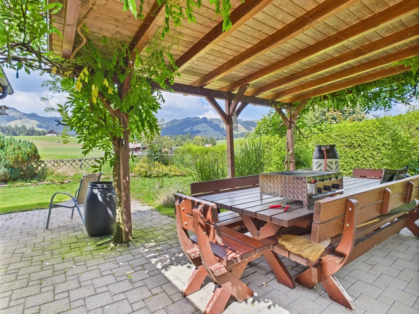 Charming 4.5-Room Chalet at Camping Ricken with Mountain View - Photo 12 of 13
