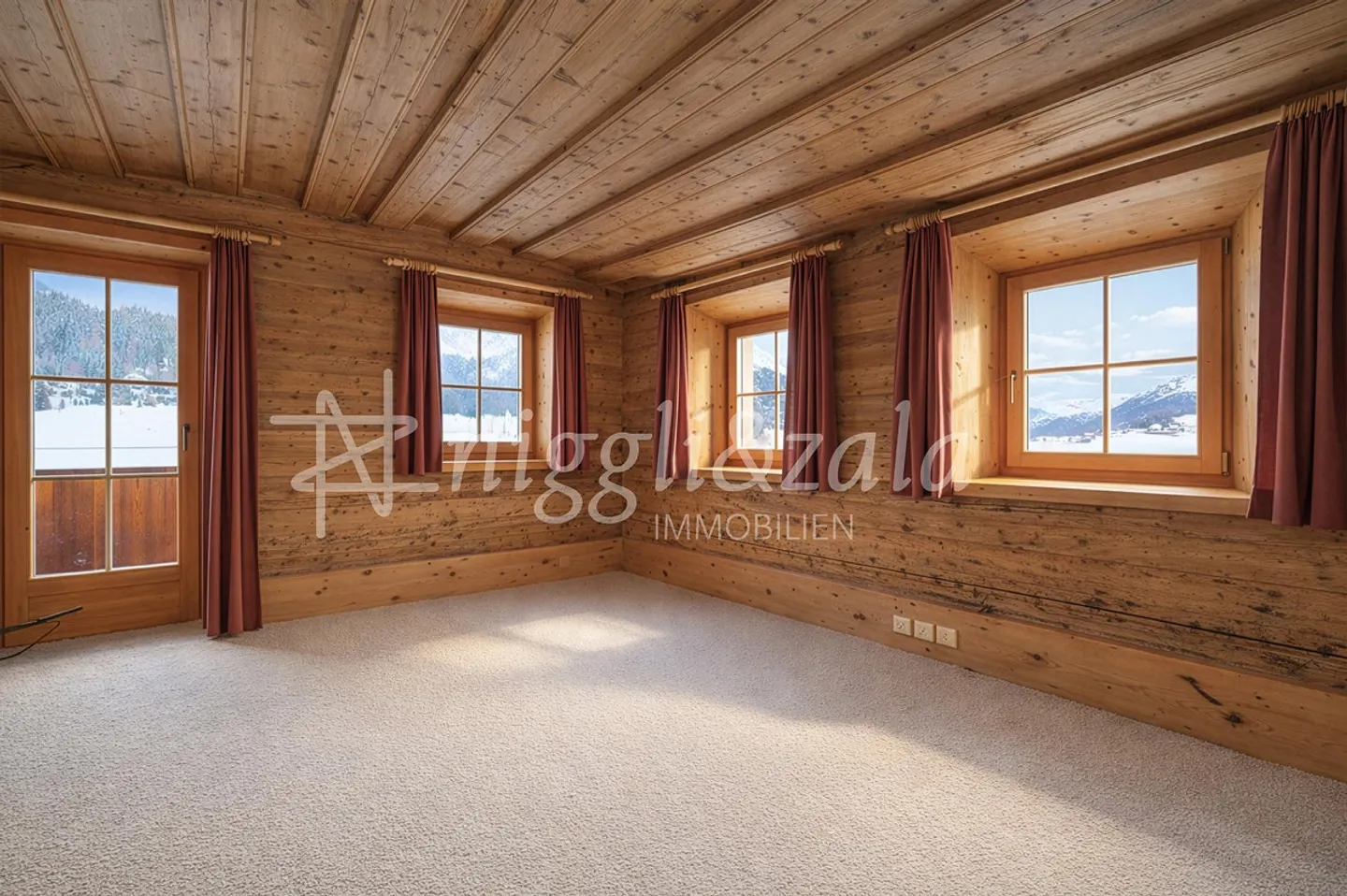 Proprietà con vista libera e potenziale interessante - Foto 2 di 7