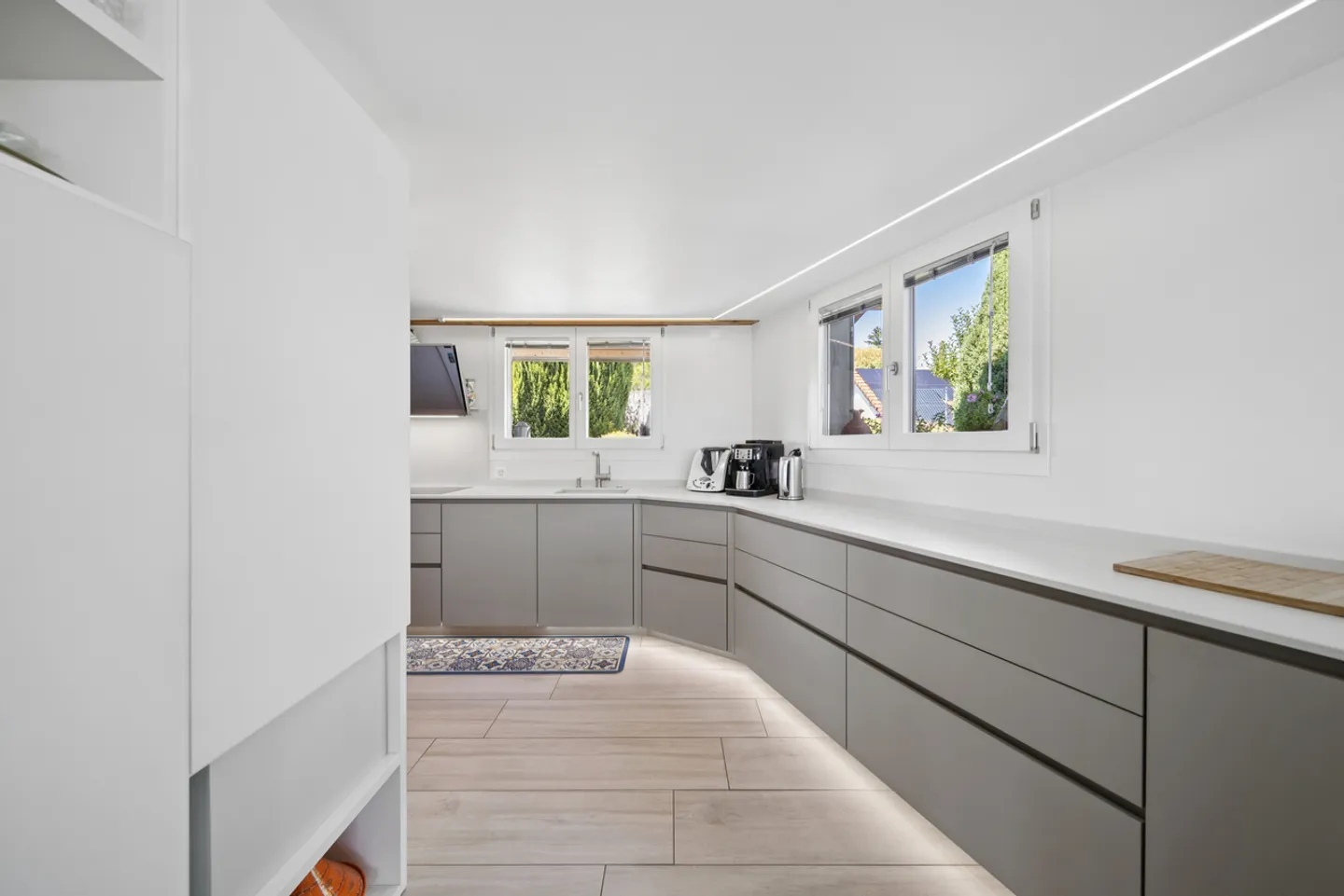 Unobstructed view and exceptional setting A rare gem in La Tour-de-Peilz - Photo 8 of 12