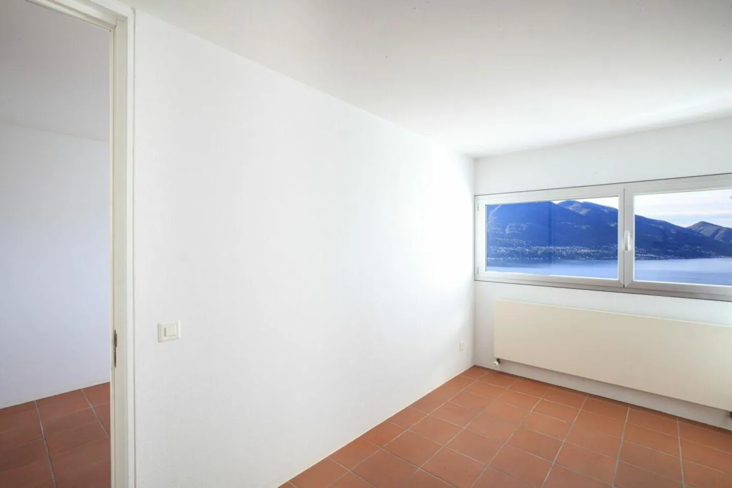 GORDOLA / GORDEMO - Magnificent view of the lake just steps from the center - Photo 8 of 18