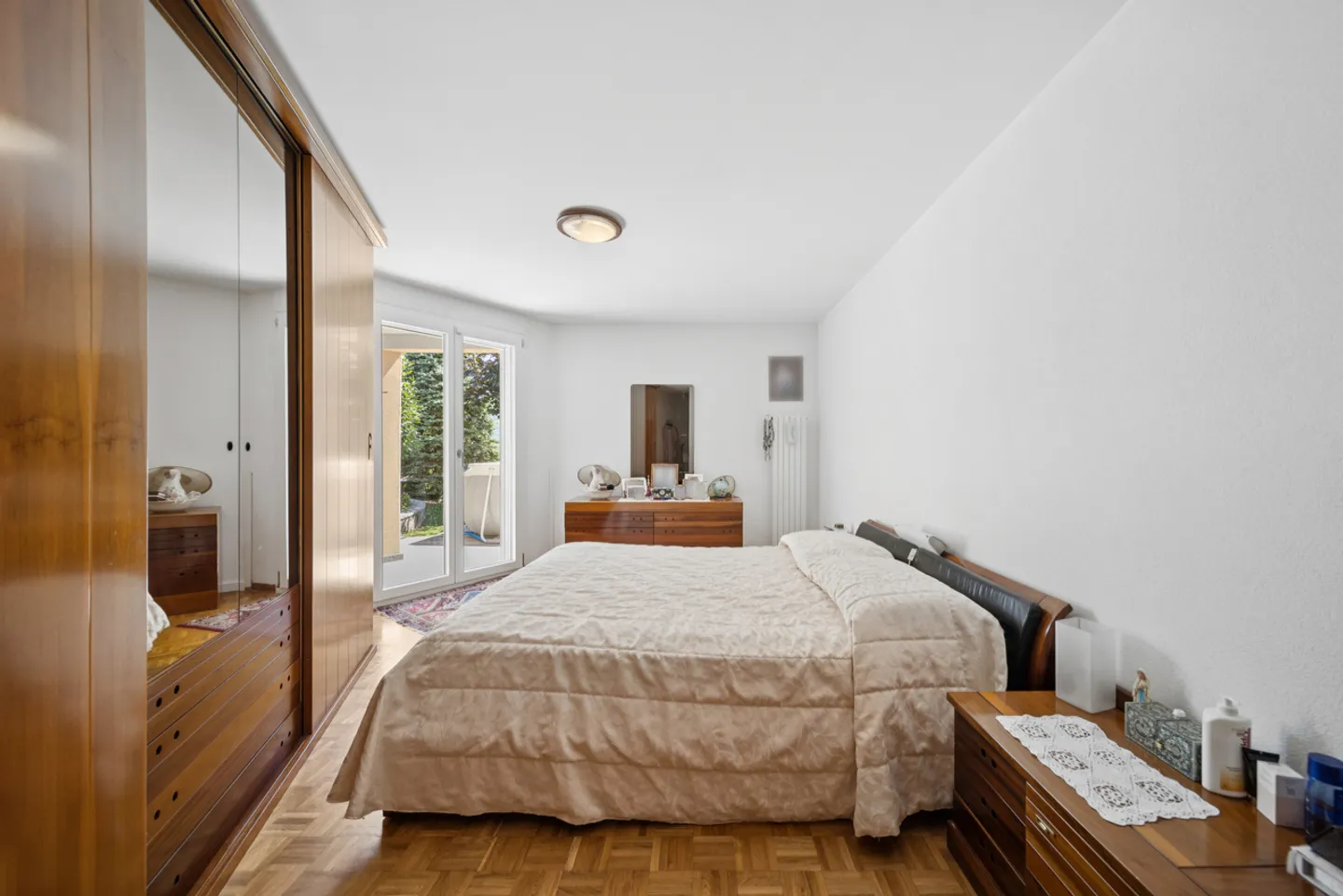 Unobstructed view and exceptional setting A rare gem in La Tour-de-Peilz - Photo 10 of 12